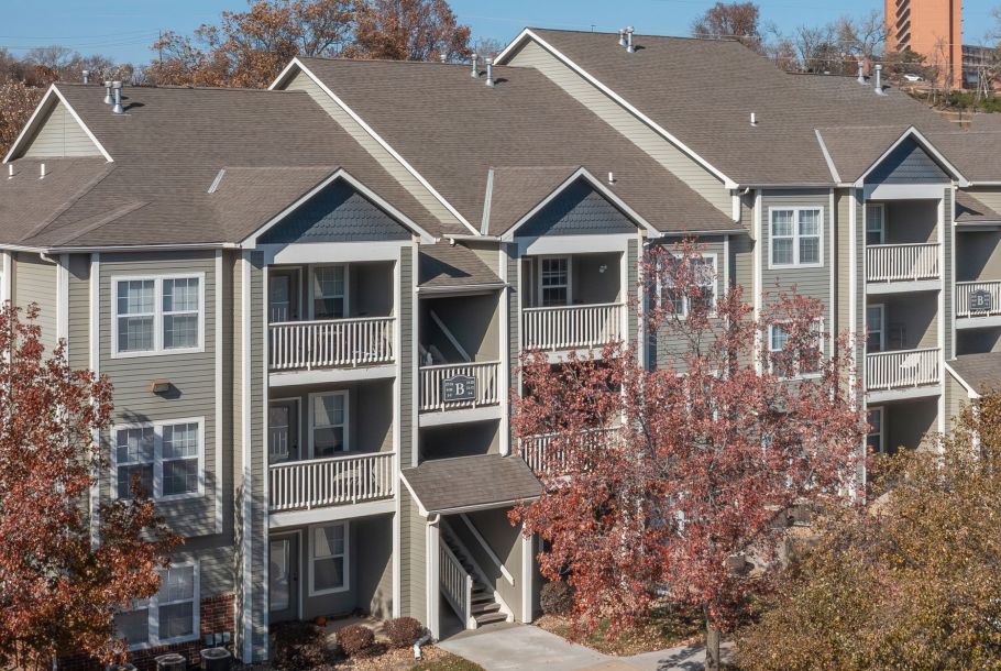 Discover how enjoyable the apartment lifestyle in Lawrence can be at Chase Court.